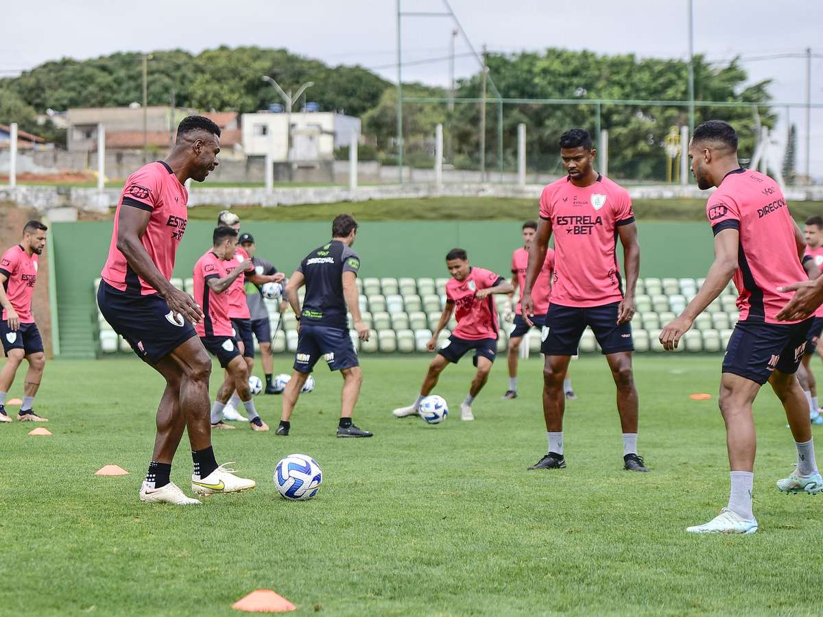 Corinthians divulga relacionados para jogo contra o América-MG pela Copa do  Brasil; veja lista