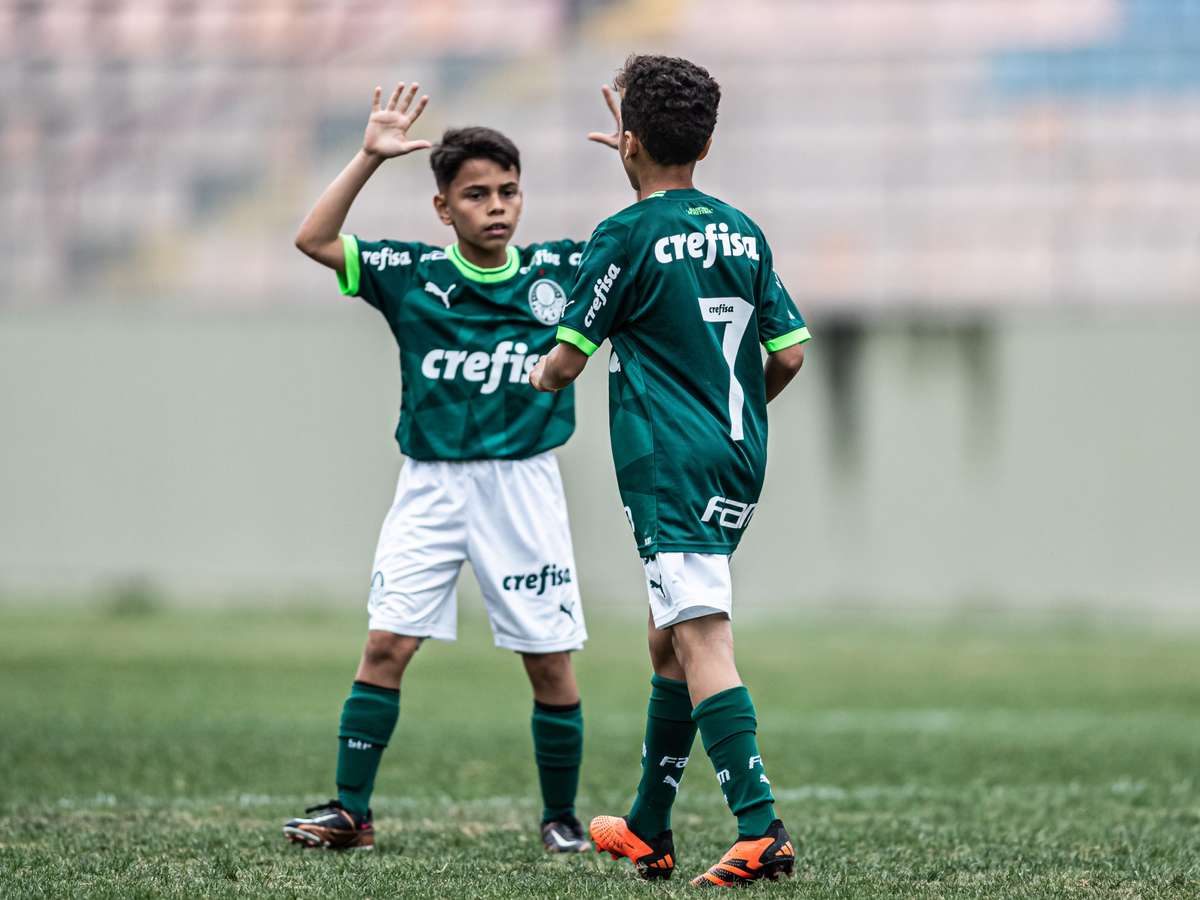 Academia do Futebol na categoria sub-11 está entre os 8 melhores