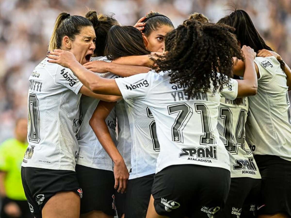 Com premiação recorde, veja quanto Corinthians pode receber com título do  Brasileiro feminino - Gazeta Esportiva