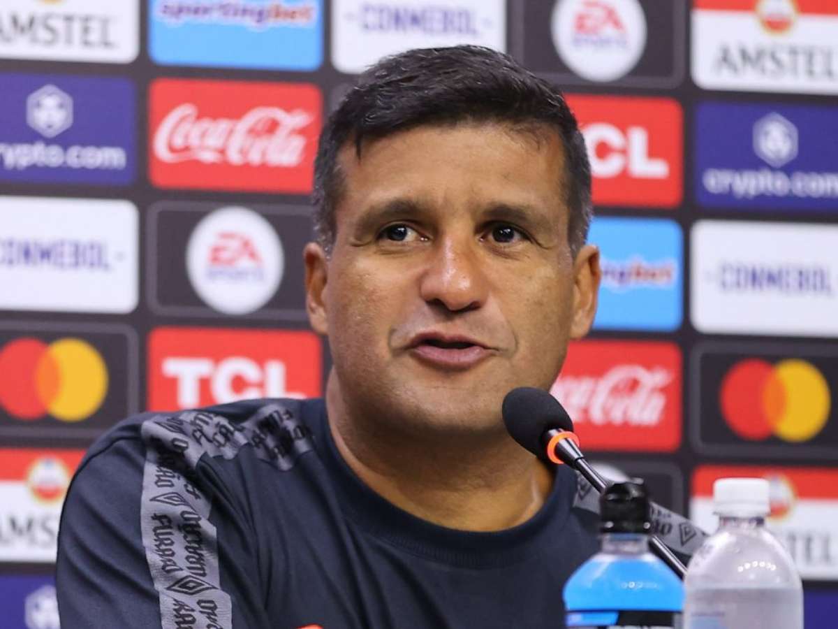 Wesley Carvalho bate o martelo e define Athletico-PR para enfrentar o Grêmio