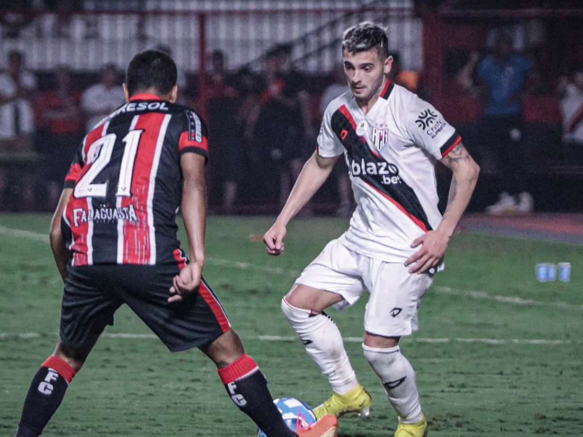 Serviço de jogo para Chapecoense vs Botafogo-SP