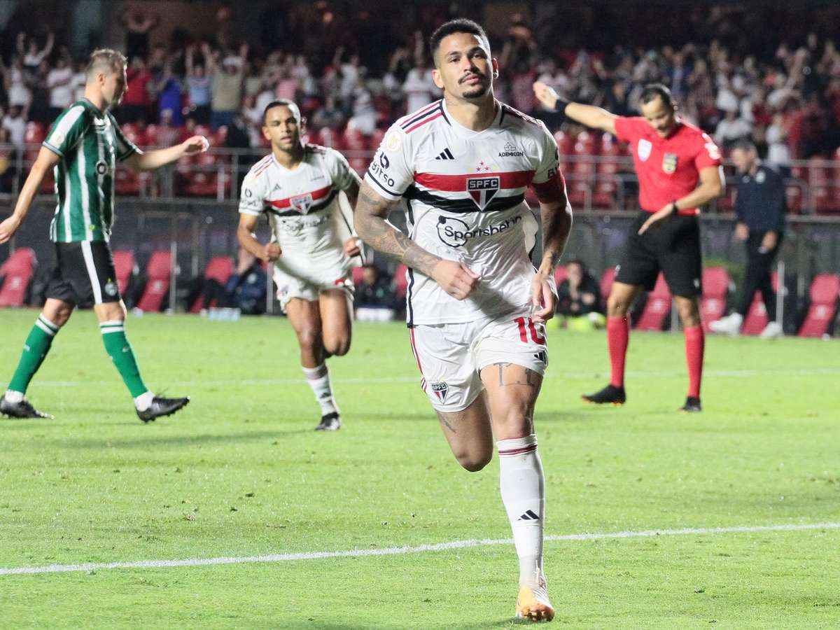 São Paulo supera o Coritiba e traz alívio para Doriva em semana decisiva -  Gazeta Esportiva