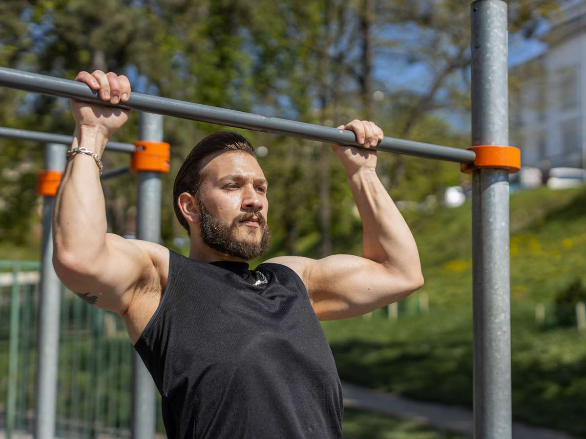 Os 11 Melhores Exercícios de Bíceps para o seu treino de braço