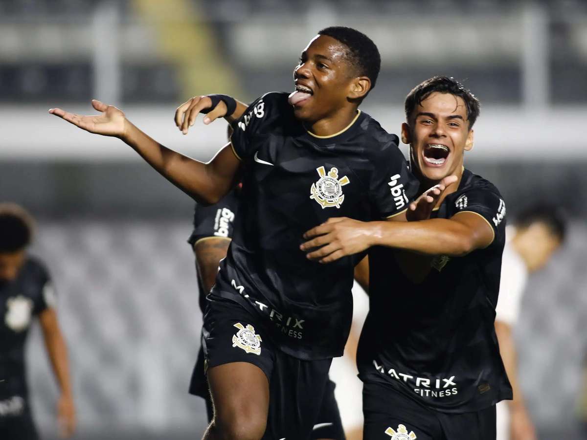 Corinthians vence RB Bragantino e conquista Copa Paulista
