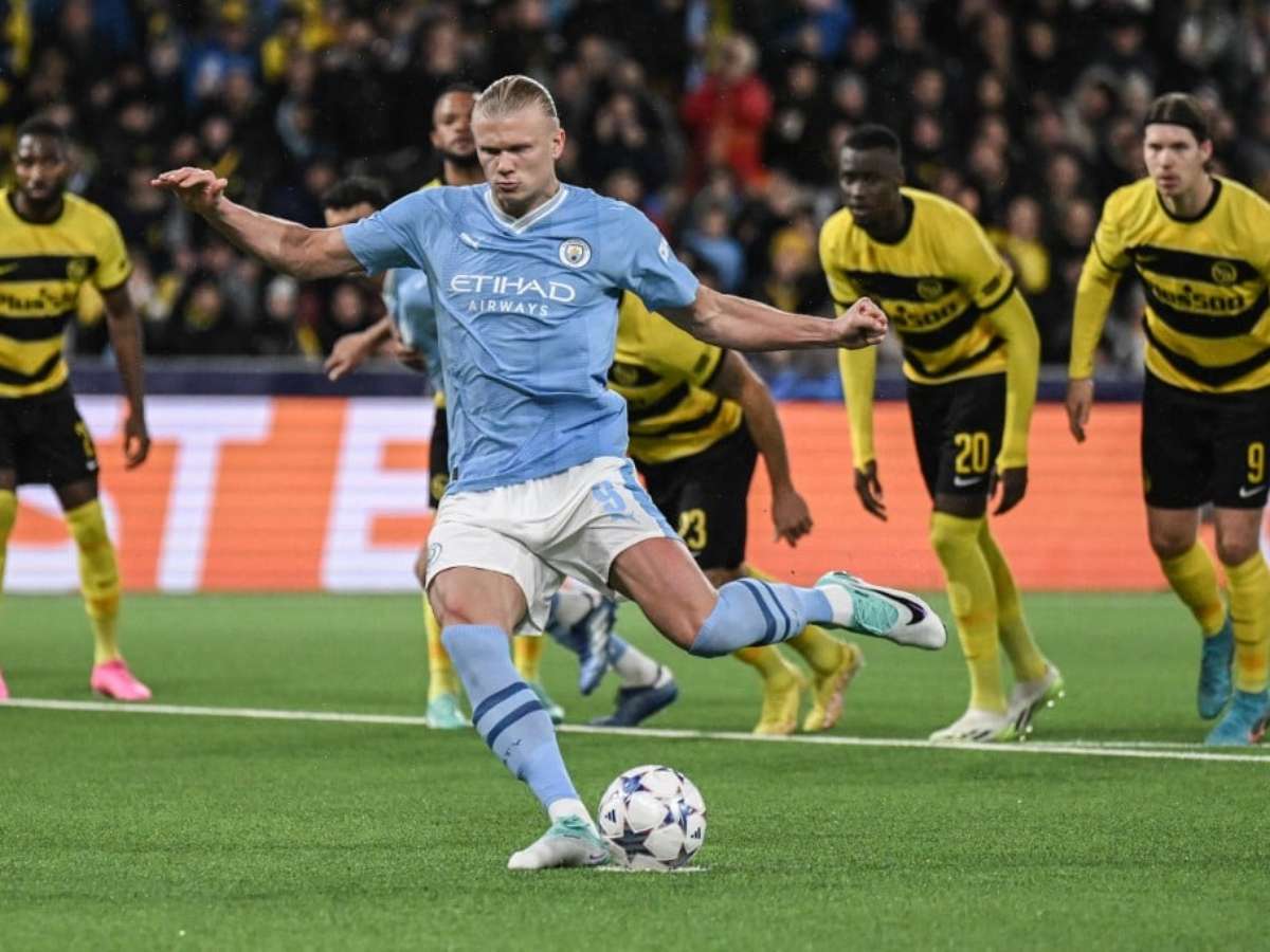 Manchester City sobra no 1º tempo e vence o Chelsea por 3 x 1