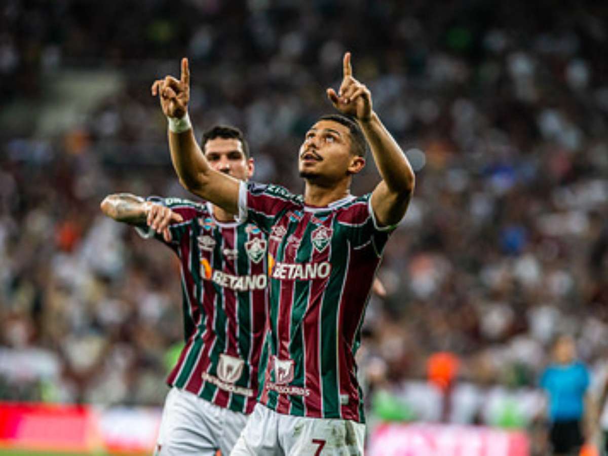 André, do Fluminense, posta foto jogando FIFA 23: Tchau, vida social, fifa