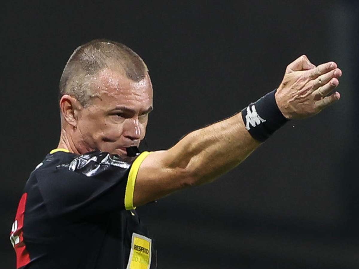 De olho na arbitragem! Veja quem apita Flamengo x Palmeiras pelo Brasileirão