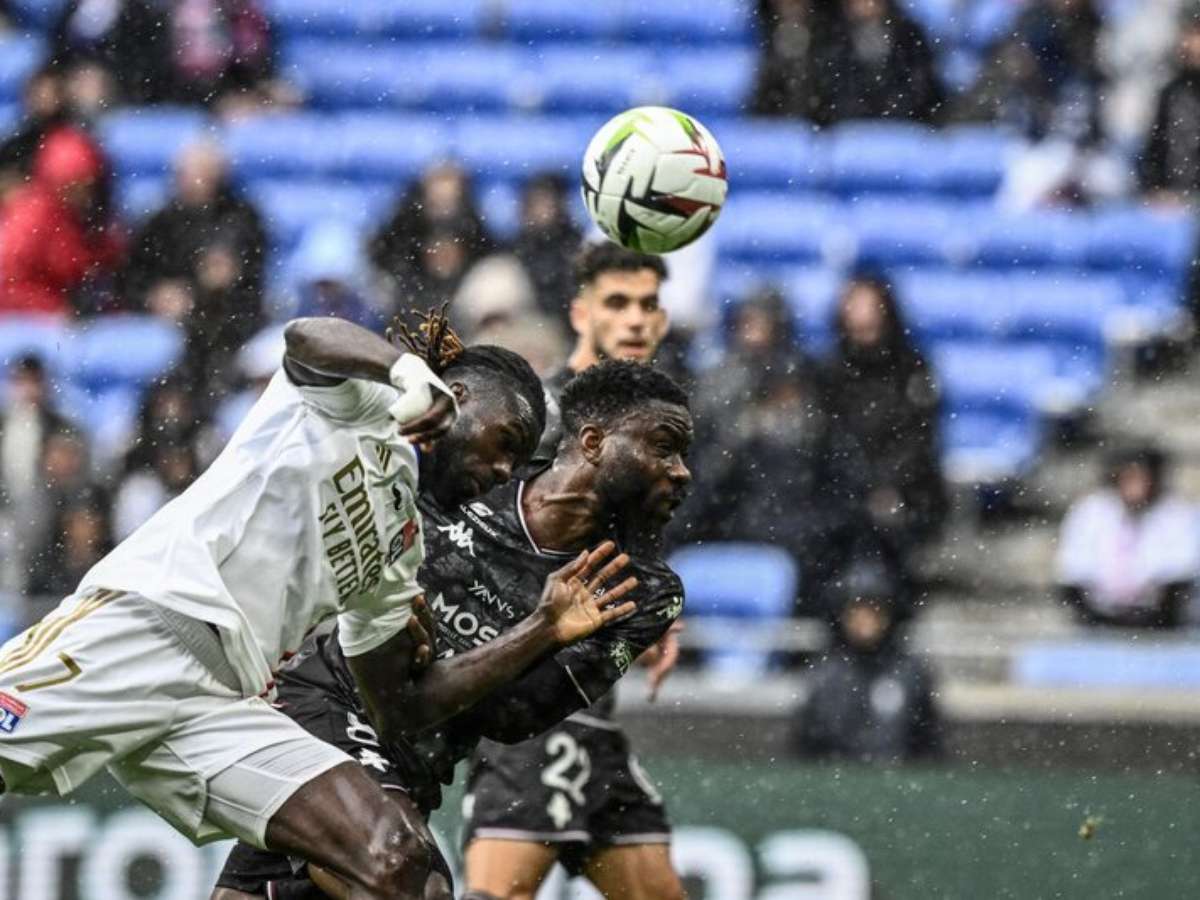 Brasil Lyonnais: Lyon sai na frente, deixa empatar e amarga um 3 a 3 pela  terceira vez nesta Ligue 1