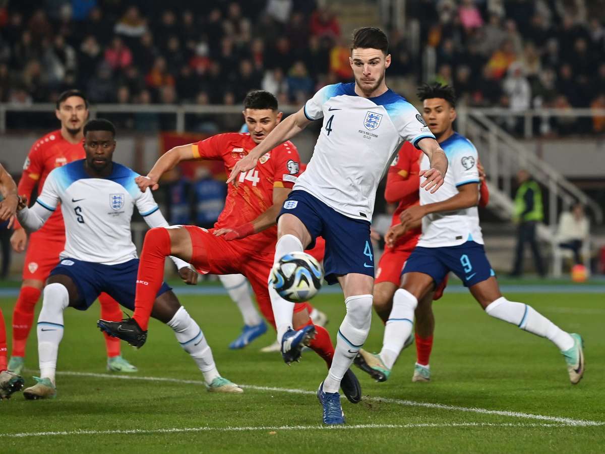 Com gol contra, Inglaterra empata com Macedônia do Norte pelas  Eliminatórias da Eurocopa