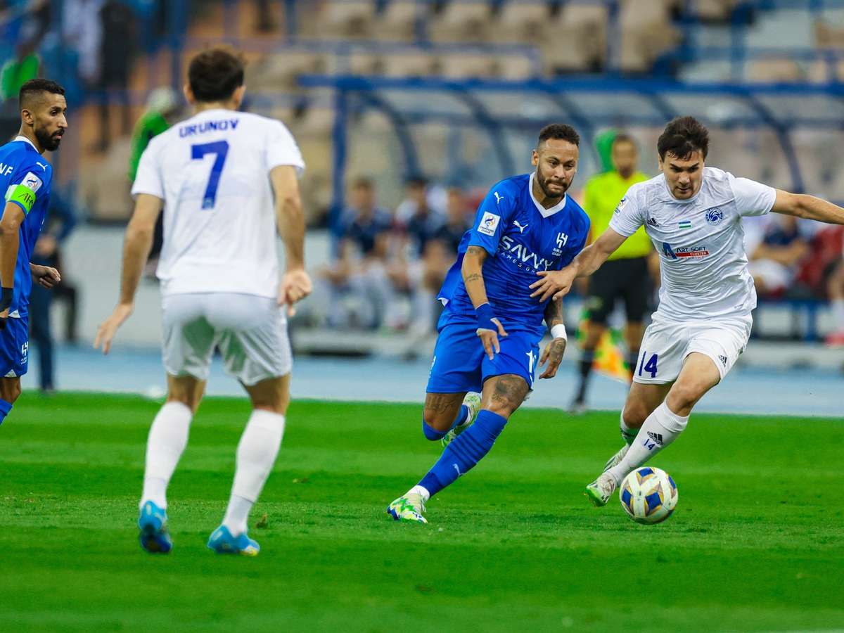 TRANSMISSÃO AO VIVO LEEDS X MANCHESTER CITY HOJE: em qual canal vai passar  o jogo do Manchester City hoje? Veja onde assistir ao vivo