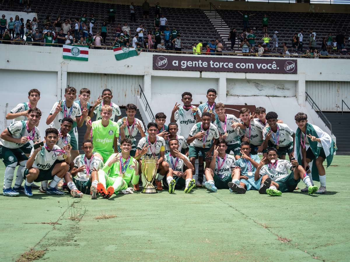 De 'ressaca', Palmeiras e Corinthians empatam em 1 a 1 pelo