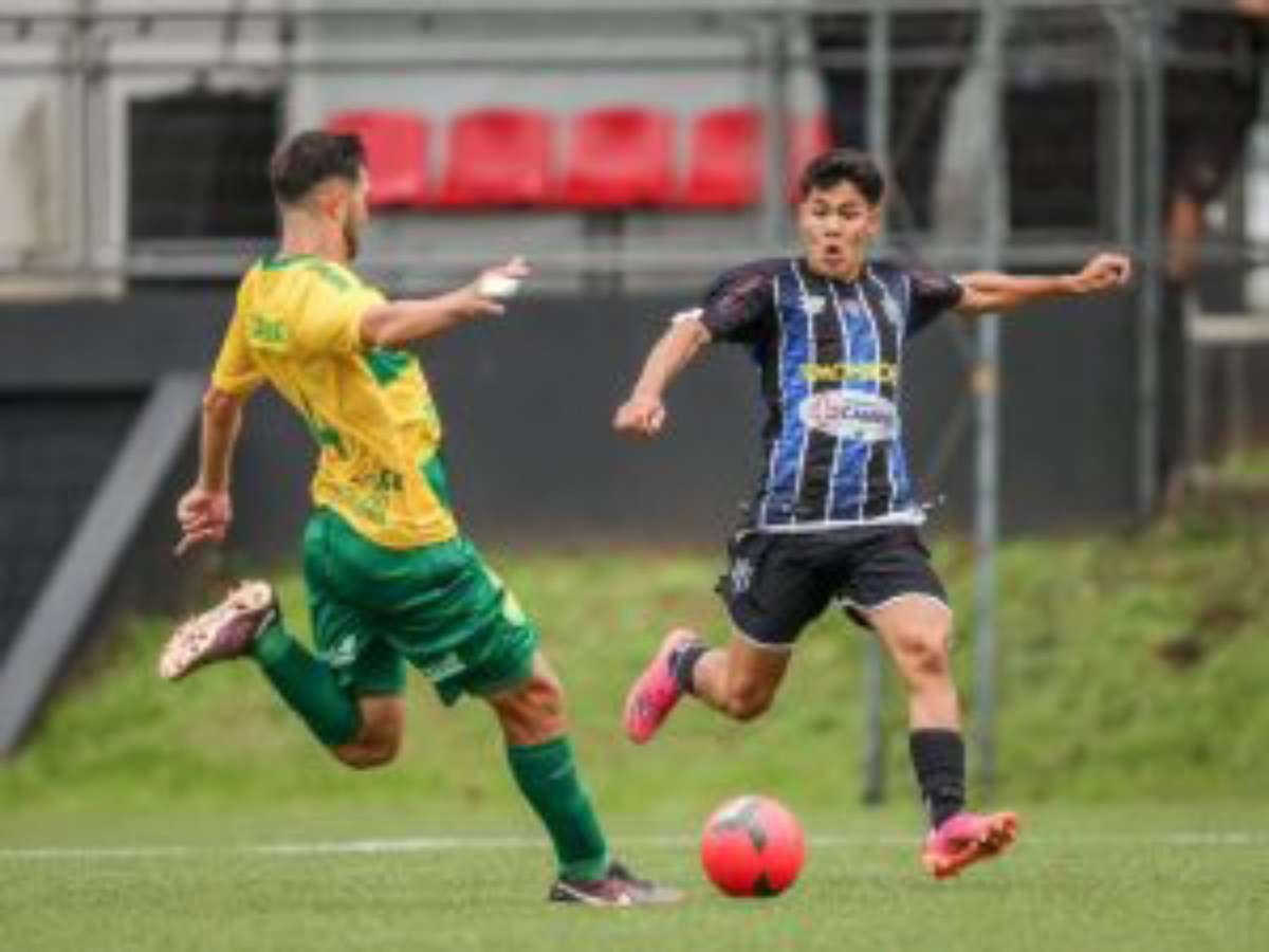 Por covid-19, Guarani enfrenta Cuiabá com 2 jogadores no banco