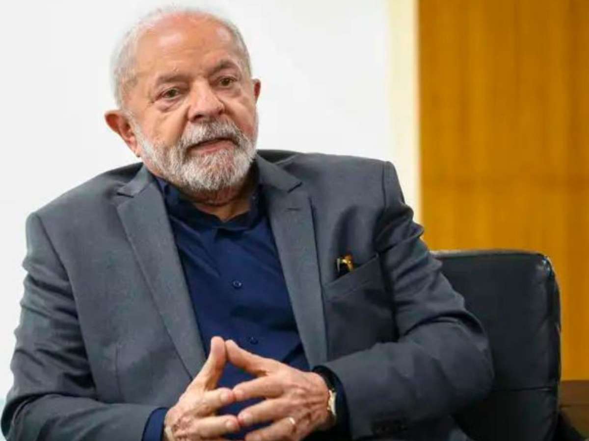 Lula passa por exames de rotina no Hospital S rio Liban s em S o