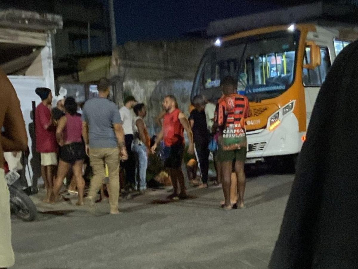 Tragédia: Criança de 6 anos morre atropelada por ônibus após sair da igreja  com a mãe