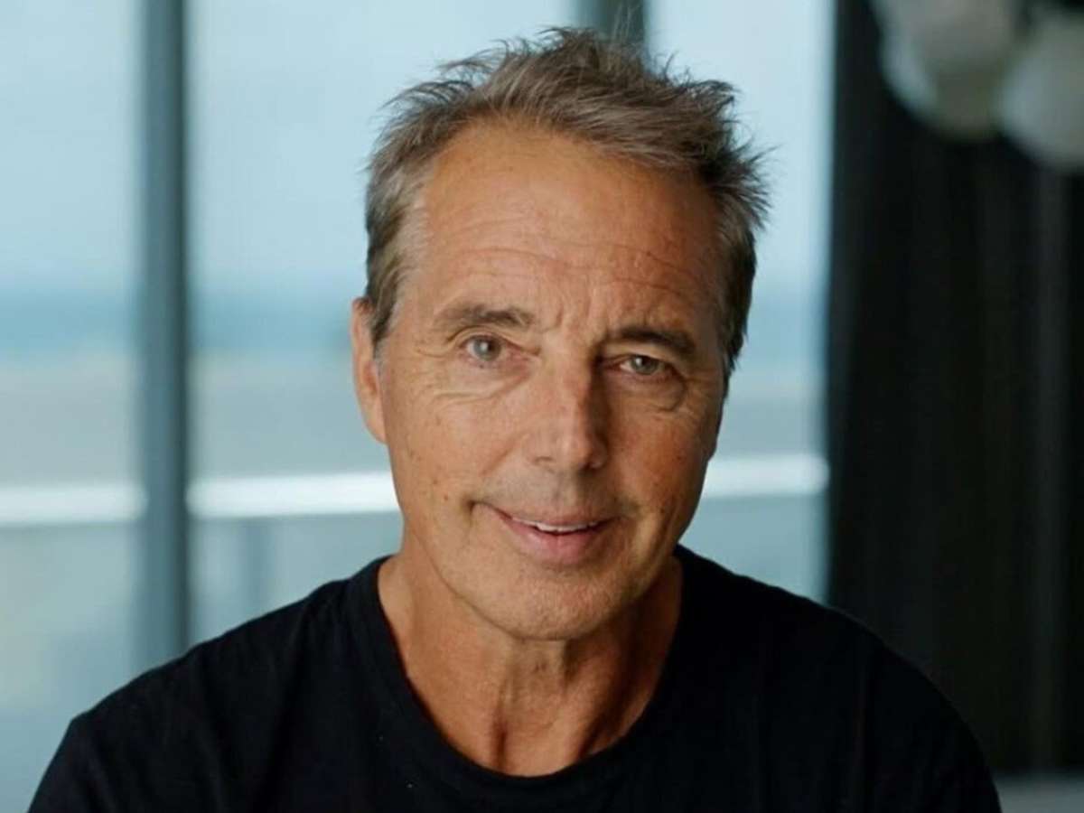 O especialista em longevidade Dan Buettner diz que você deve comer apenas duas vezes ao dia se quiser viver até os 100 anos