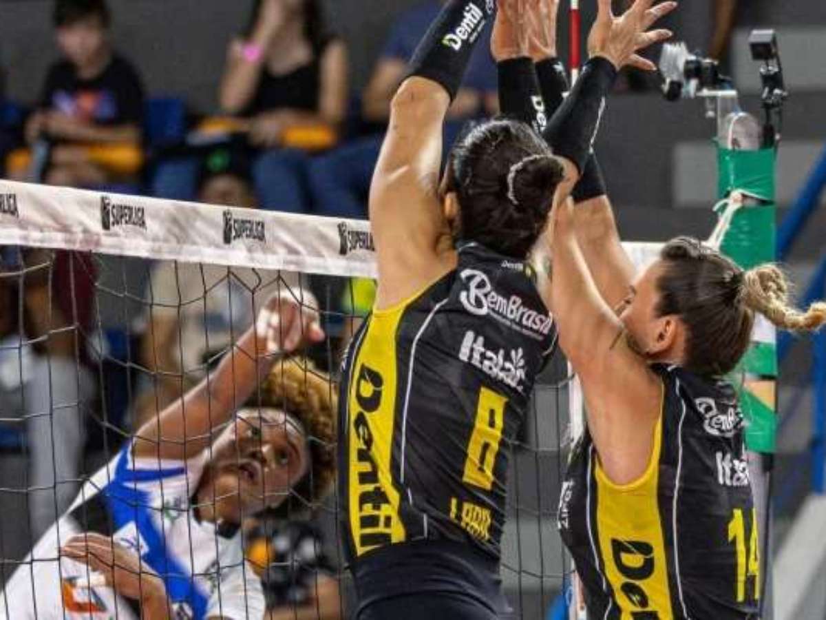 Praia Clube estreia com vitória sobre o Pinheiros na Superliga Feminina