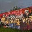 Grafites marcam protestos da torcida do São Paulo contra ao redor do Morumbis