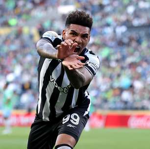 Botafogo começa bem, leva susto, mas bate o Seattle Sounders na estreia
