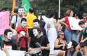 Alguns utilizaram máscaras para protestar contra o deputado Pastor Marco Feliciano e o senador Renan Calheiros