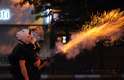 2 de junho - Policiais fazem uso da força para conter protestos em Istambul