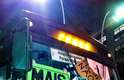17 de junho - Cartazes coloriram ônibus na avenida Brigadeiro Faria Lima