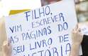 20 de junho Manifestantes marcham pelas ruas do Recife em protesto por mudanças sociais no País. Os ativistas demonstraram insatisfação com várias questões, incluindo a corrupção na política, os altos investimentos para a Copa do Mundo e o projeto de 'cura gay', do deputado pastor Marco Feliciano (PSC-RJ)