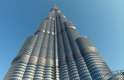 O Google mapeou o prédio mais alto do mundo, o arranha-céu Burj Khalifa, em Dubai, para o Street View. O mapeamento do edifício, que tem 828 metros de altura, levou três dias