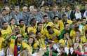 Jogadores brasileiros comemoram muito a vitória conquistada contra a Espanha