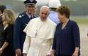 22 de julho - Da Base Aérea do Galeão, o Papa saiu às 16h18 em passeio em carro fechado até a Catedral Metropolitana
