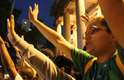 22 de julho - Peregrinos da Jornada Mundial da Juventude rezaram em protesto ao ato promovido por conta da vista do Papa