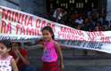 29 de julho - Grupo de sem-teto ocupa a prefeitura de Belo Horizonte em protesto por diálogo com o prefeito, Marcio Lacerda. Cerca de 100 moradores de comunidades irregulares entraram no prédio público