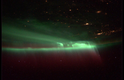 O astronauta Mike Hopkins registrou esta imagem no dia 9 de outubro de 2013 da Estação Espacial Internacional. "A imagem não faz justiça à aurora boreal. Realmente incrível!", diz o homem do espaço. Segundo a Nasa, astronautas usam câmeras de mão para tirar fotos da Terra vista do espaço há mais de 40 anos - e já são mais de 700 mil imagens