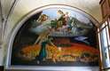 Um dos destaques da decoração é a obra La Adoración de los Reyes, pintada em 1775 pelo mexicano José de Alcíbar