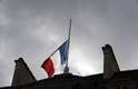 6 de dezembro - Bandeira francesa do Palácio do Eliseu, em Paris, também serviu para manifestar luto pela morte de Mandela