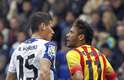 Neymar discute com Moreno durante dérbi catalão