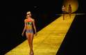 Modelo Aline Weber desfila pela Salinas no Fashion Rio