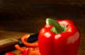 Um pimentão vermelho possui, em média, 212 µg do nutriente