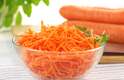 A cenoura ralada é uma ótima sugestão para incrementar o prato dos pequenos
