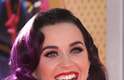 Katy Perry, quem adora mudar a cor dos fios, aderiu ao roxo no passado