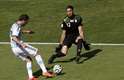 Higuain perde oportunidade de abrir o placar para a Argentina contra o Irã