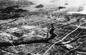Imagens mostram os destroços da cidade japonesa de Hiroshima no ano de 1945, após o bombardeio nuclear dos Estados Unidos