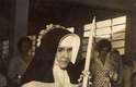 Irmã Dulce - Em 1936, "O Anjo bom da Bahia", começa a atender também aos operários, criando um posto médico e fundando a União Operária São Francisco - primeira organização operária católica do estado