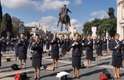 Comissárias de voo tiram uniforme em protesto por Alitalia