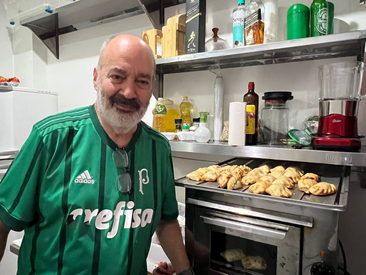 Comerciante Gerson Baldini, 67 anos, tem neg&oacute;cio ao redor do Allianz Parque
