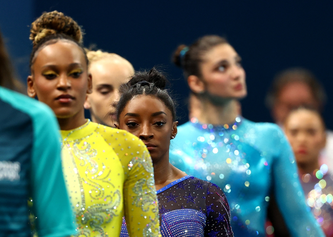  Rebeca Andrade e Simone Biles na final de ginástica, nesta quinta-feira, 1º