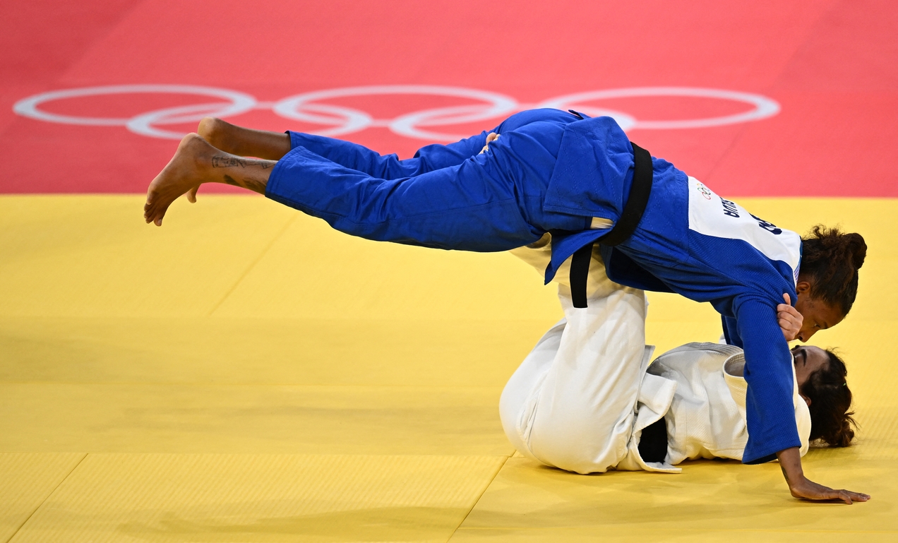 Rafaela Silva começa o dia do Brasil no judô por equipes