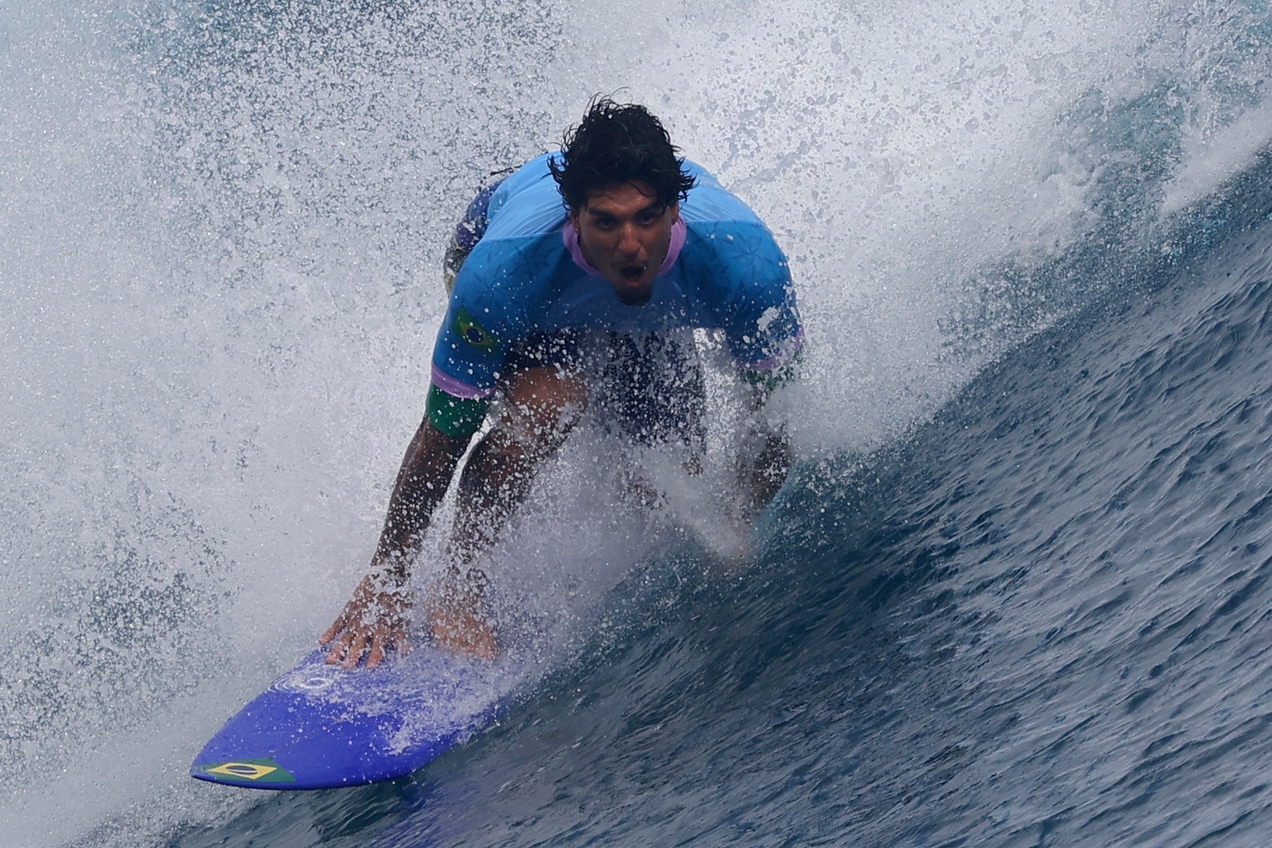 Gabriel Medina vence a medalha de bronze no torneio de surfe dos Jogos de Paris