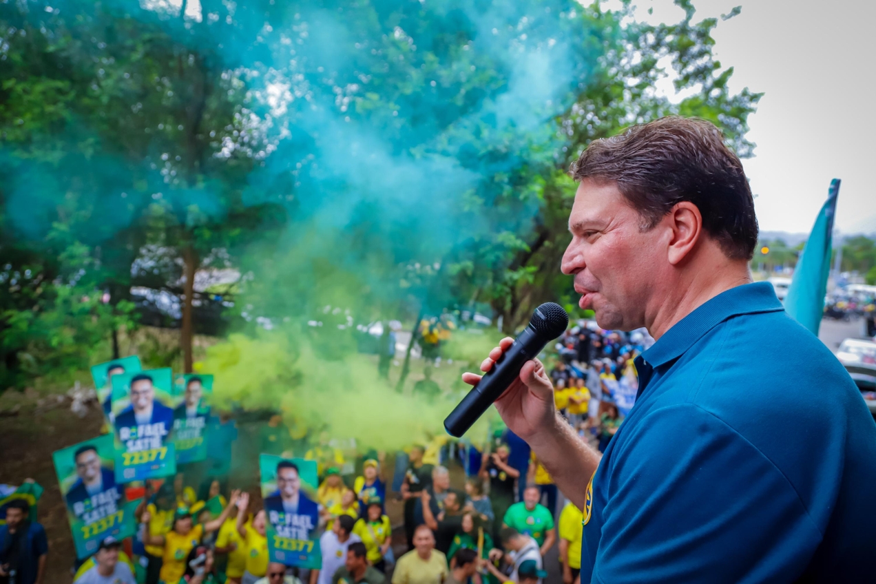 Ramagem subiu nas pesquisas com apoio de ex-presidente