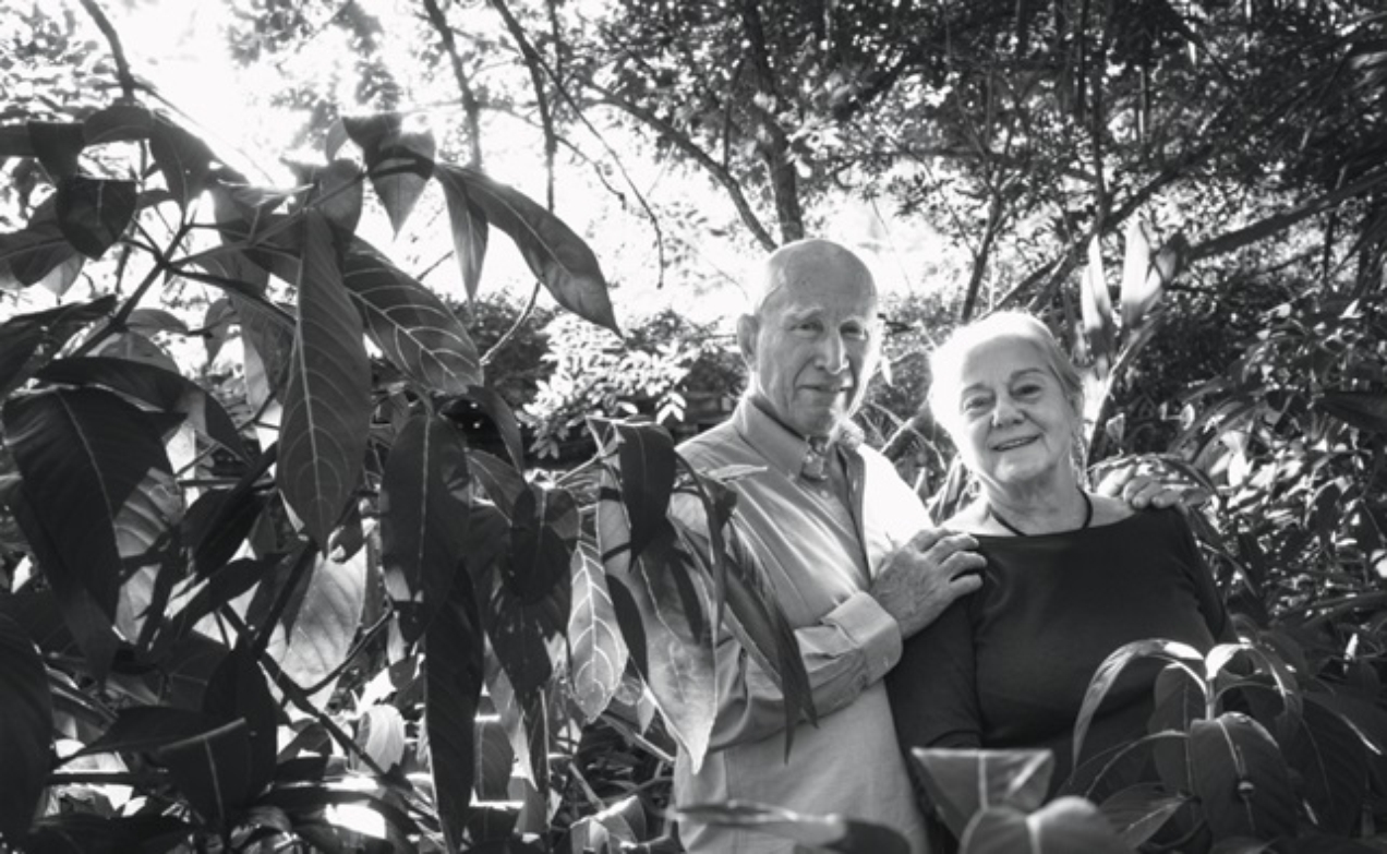 L&eacute;lia e Sebasti&atilde;o no Instituto Terra, em Minas: reflorestando o espa&ccedil;o