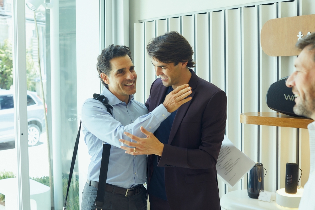 Kaká é recebido por Christian Gebara na Casa Vivo